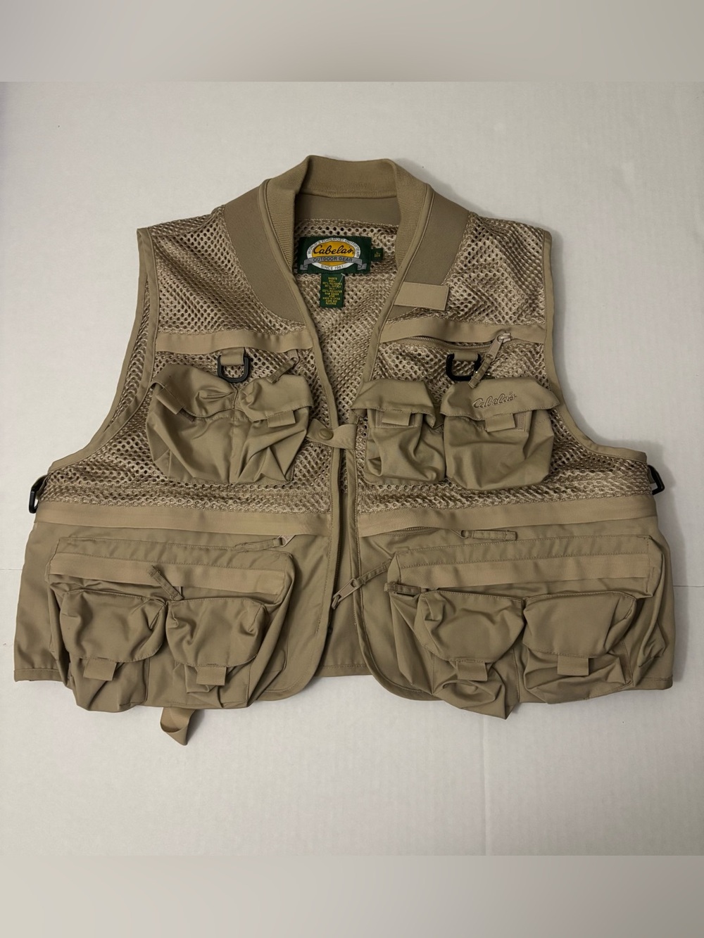 Cabela's Men's Fly Fishing Mesh Vest Multi-Pocket  Size L Reg